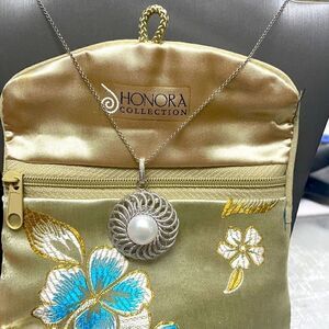 NWTS! Honora white pearl pendant & sterling silver 925 disc necklace